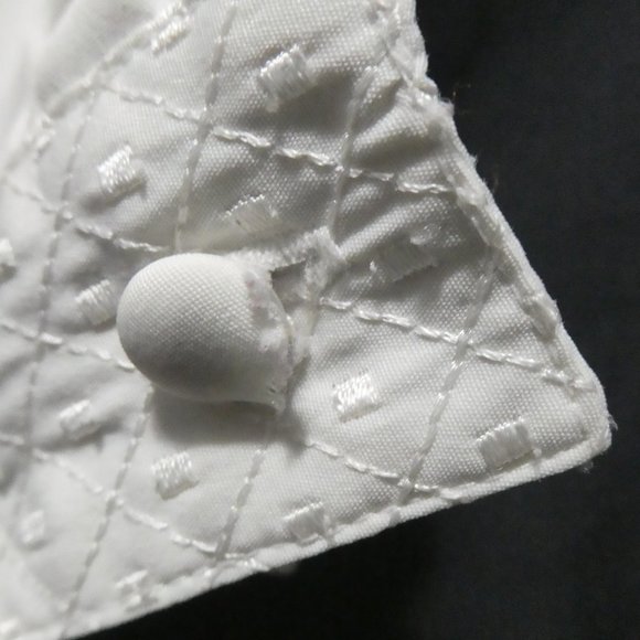 SUSAN HUTTON | size 12 | Elegant White Blouse with Embroidered Detailing - Picture 15 of 16